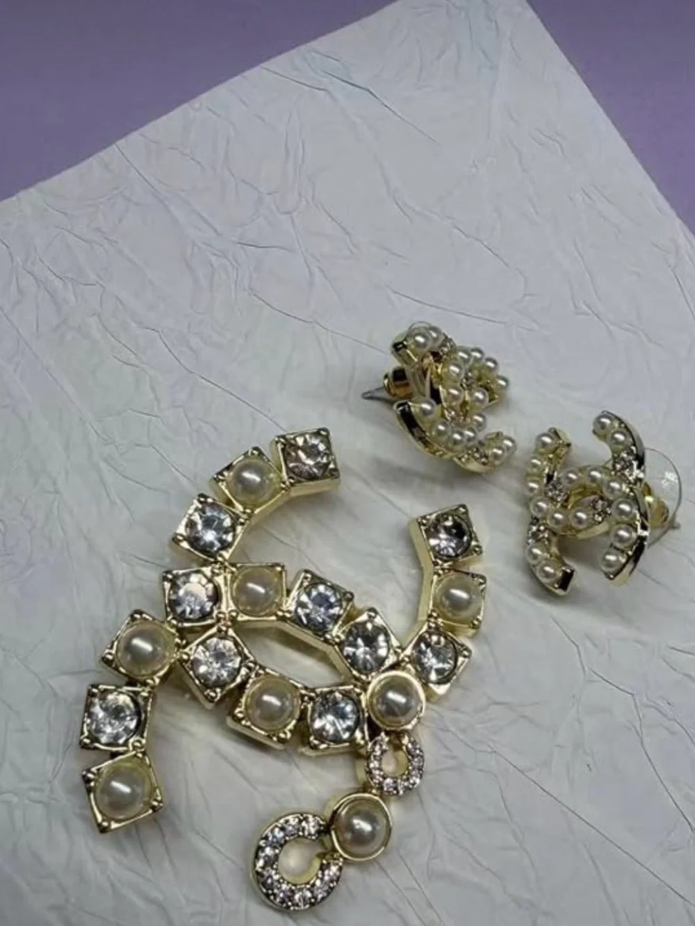 N/A gold tone